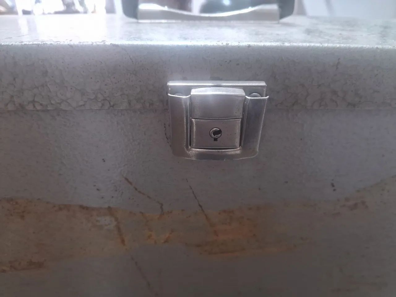 Arquivo de ferro antigo sem a chavinha - Foto 3