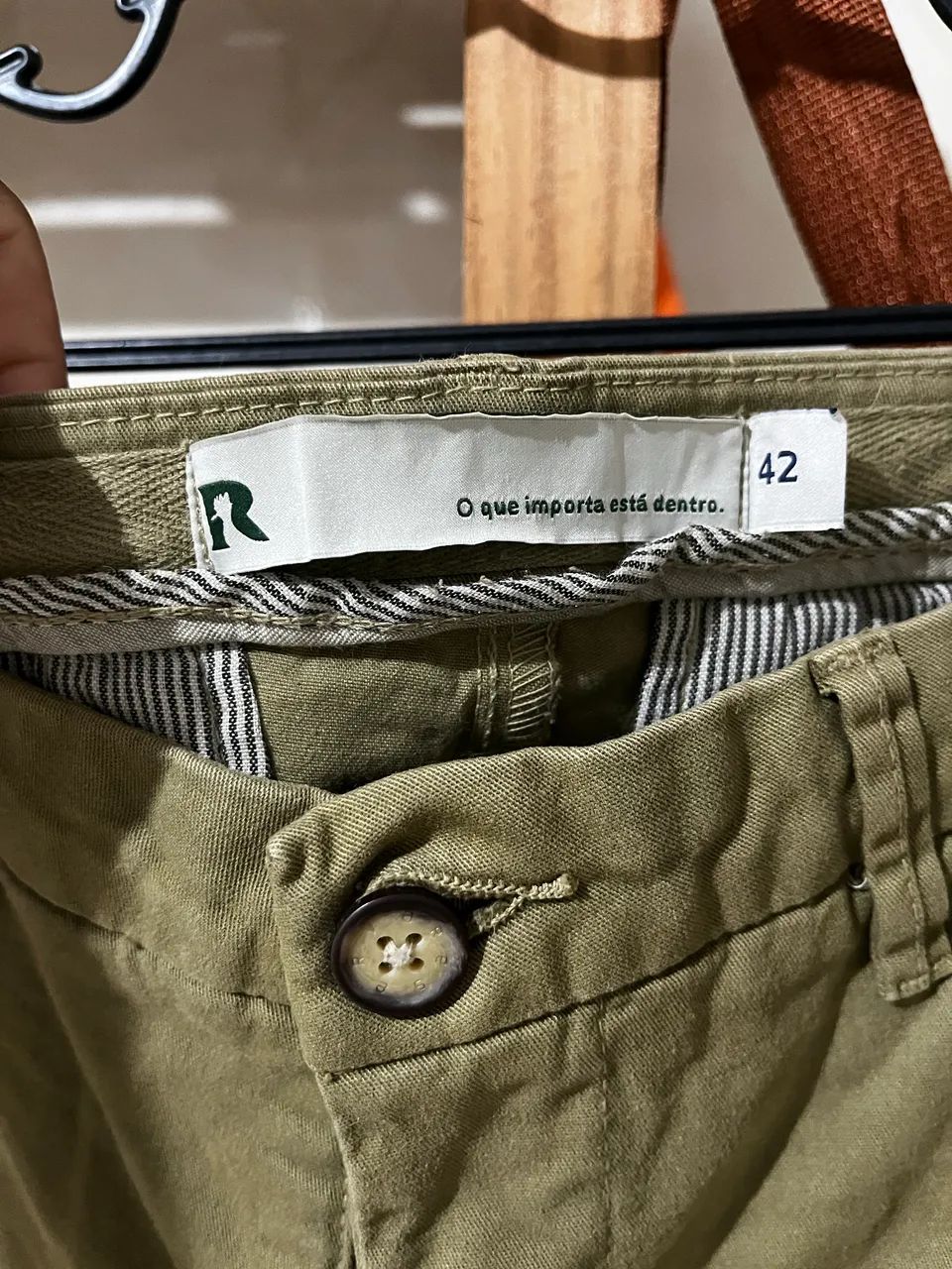 Calça Reserva Original Verde militar - Muito boa - Foto 3
