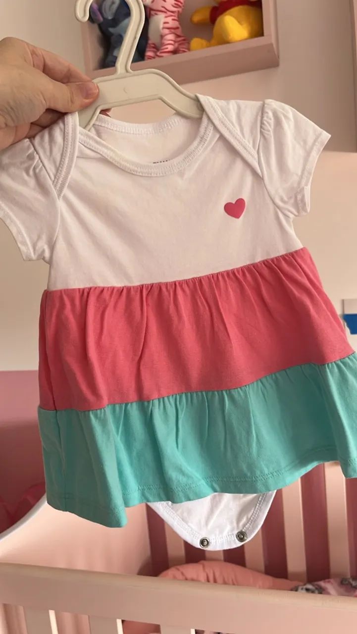 Lote Roupinhas bebê menina de 3 a 6 meses