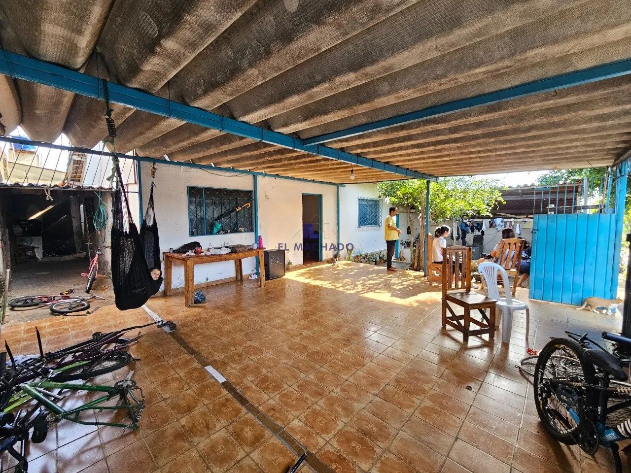 VENDE-SE CASA EM CAMPINAS