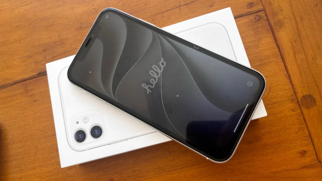 Iphone 11 branco 64 gb - Foto 2