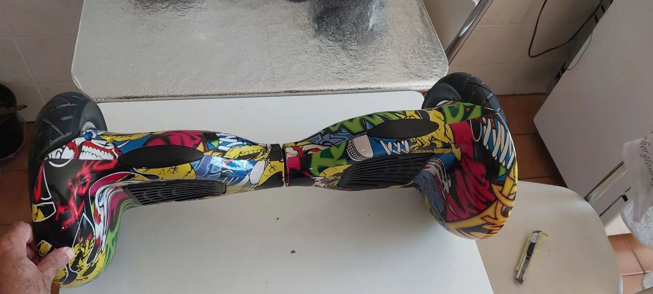 Hoverboard Skate Elétrico 10 Polegadas - Estampa Grafite/Hip-Hop (Com Bluetooth e LED) - Foto 5