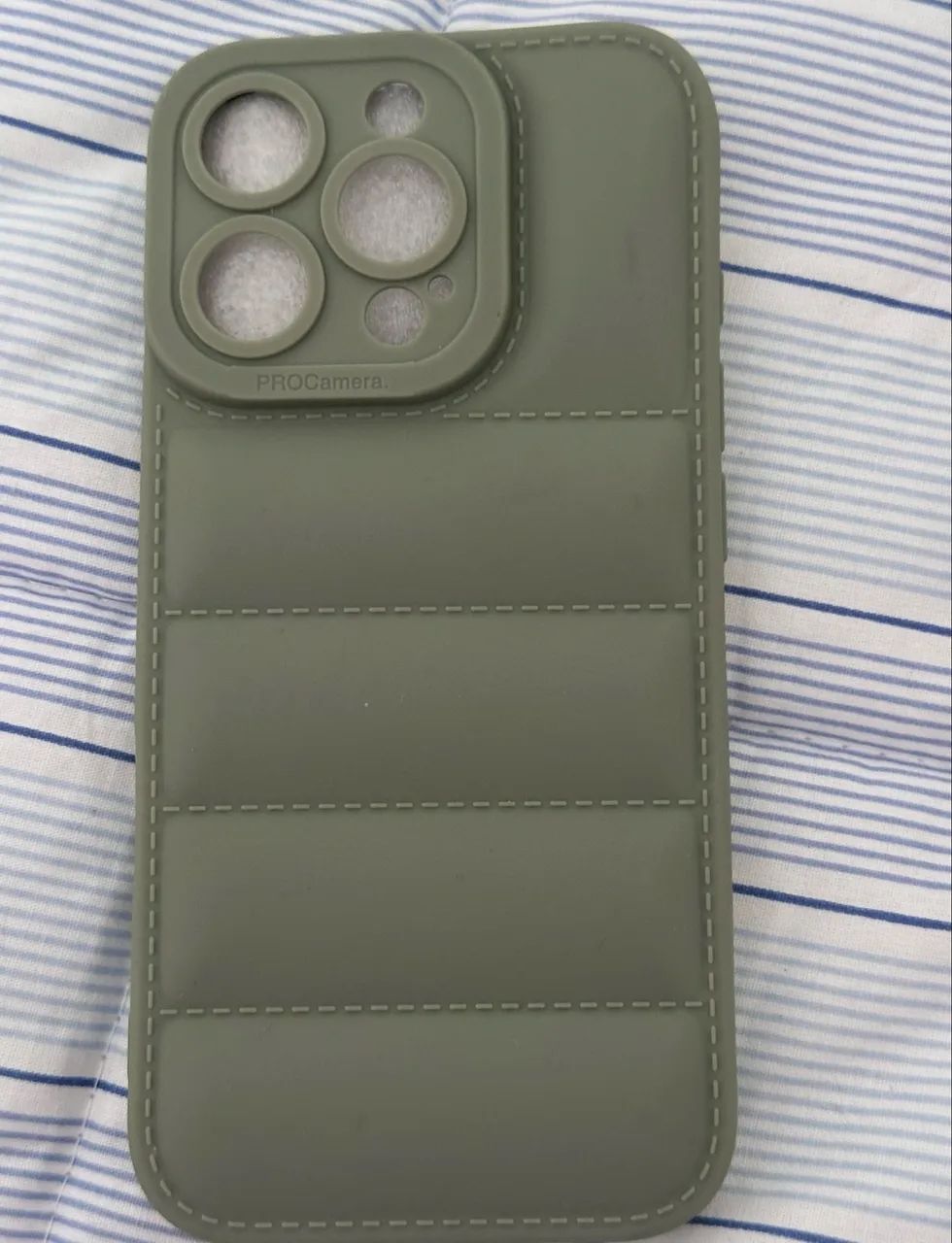 Capinha para  celular iPhone 16 Pro  - Foto 4
