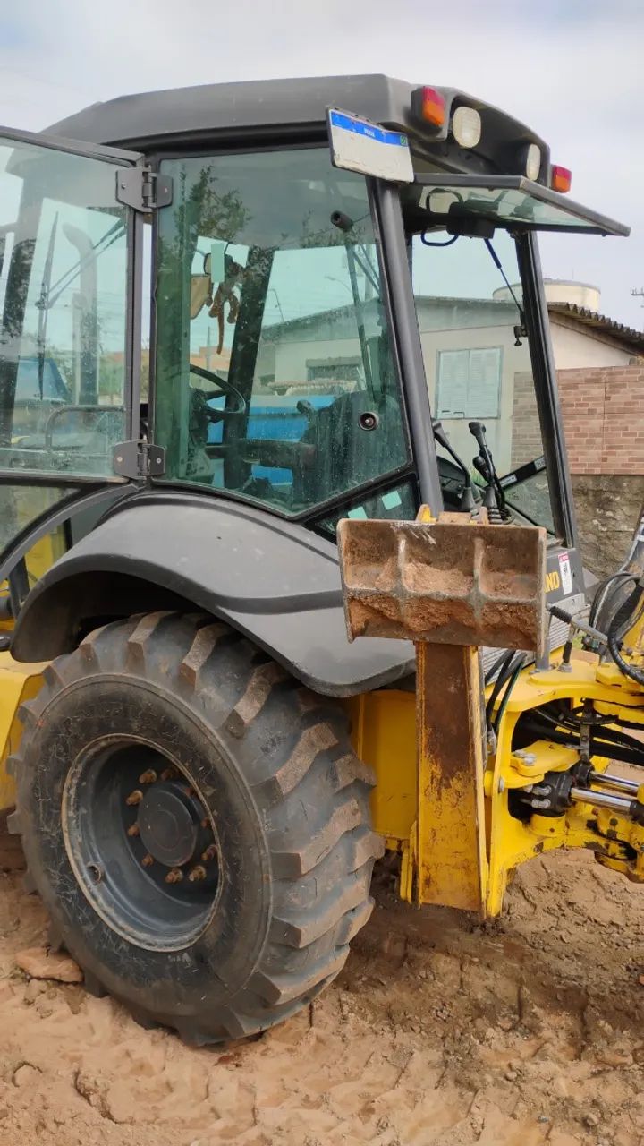 Retro Escavadeira New Holland B95B ano 2019 leiam anúncio  - Foto 4