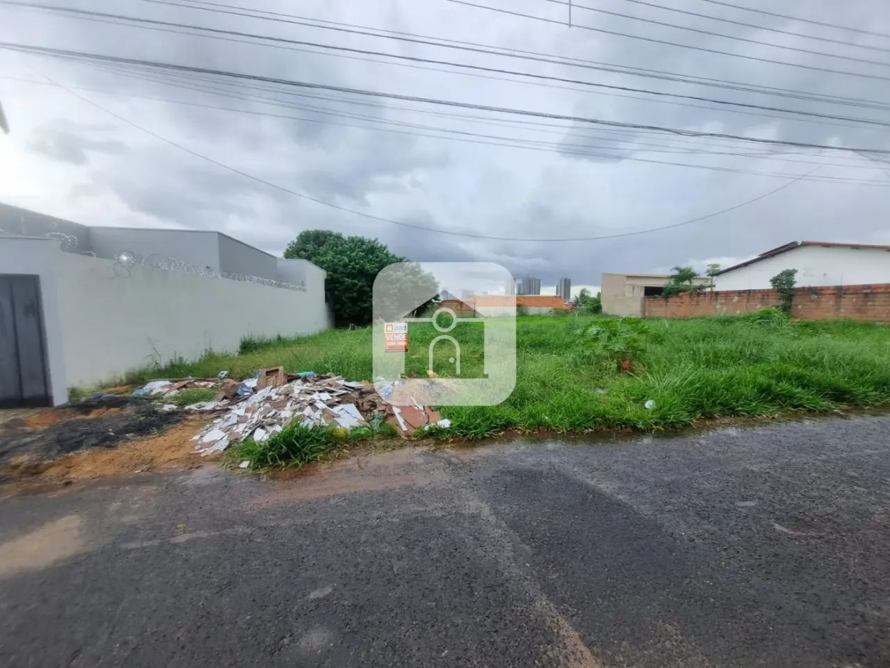 Terreno Padrão em Uberlândia - Foto 2