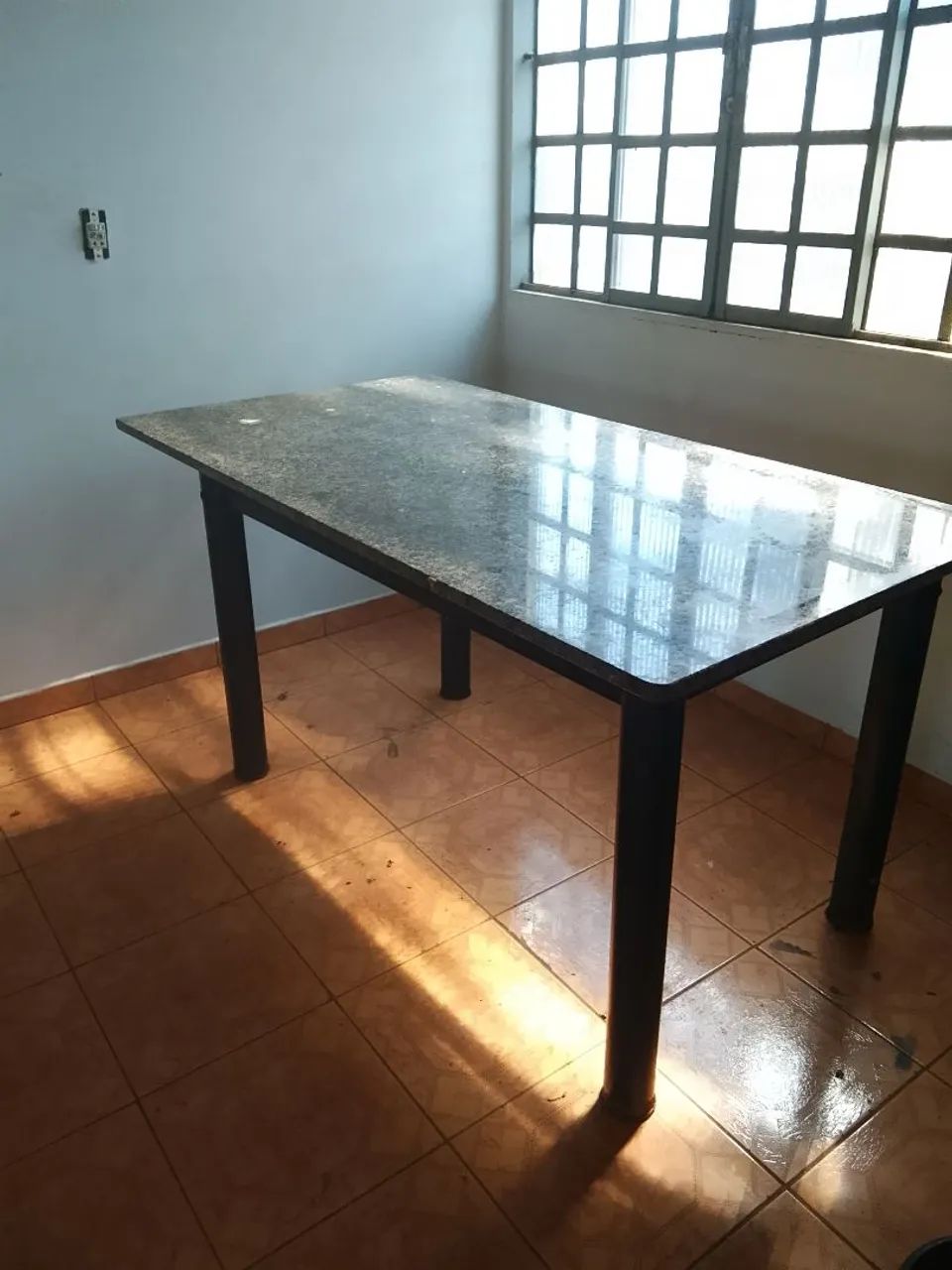 Vendo uma mesa de mármore? - Foto 2