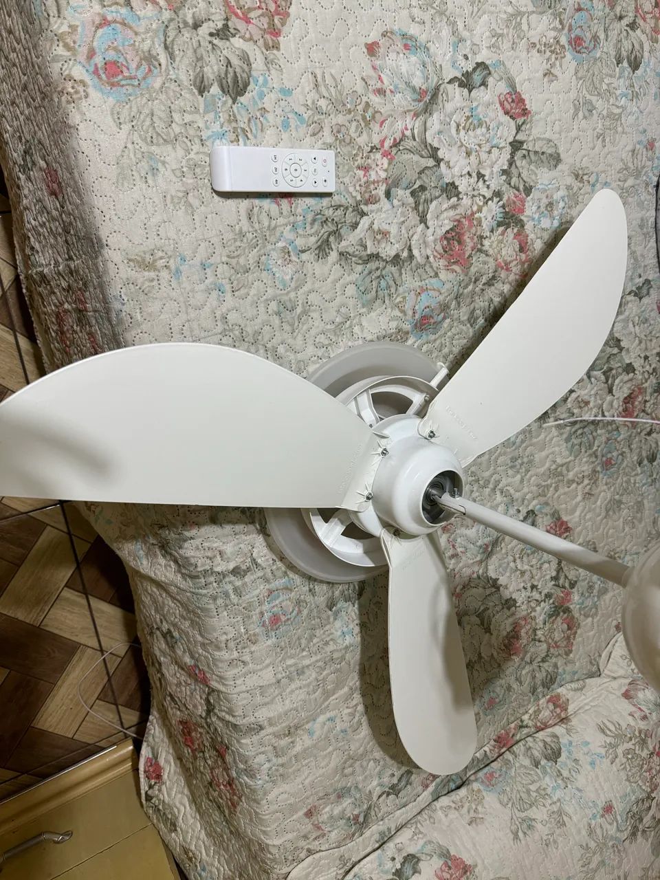 Ventilador de teto com controle  - Foto 3