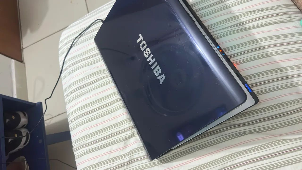 Notebook Toshiba Satellite Conservado + Windows 7 - Funcionando