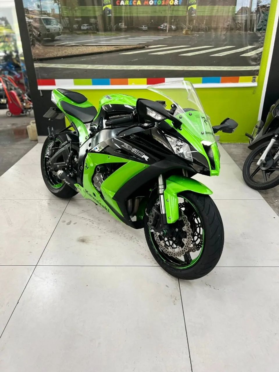 Kawasaki Zx-10/ Zx-10r 1000cc 2012 - 1475015103 | OLX