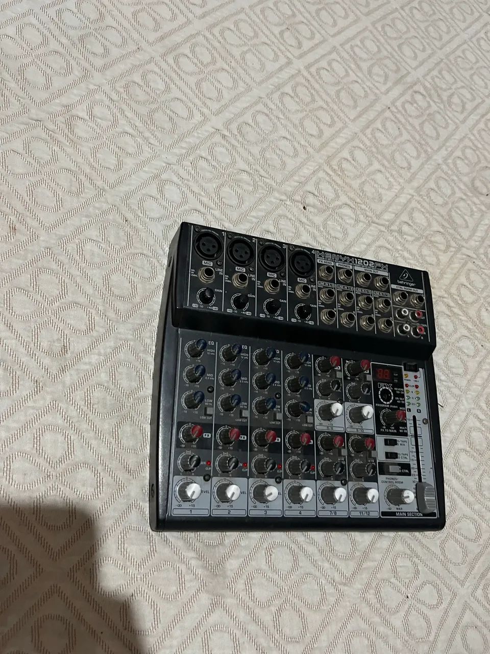Mesa de som