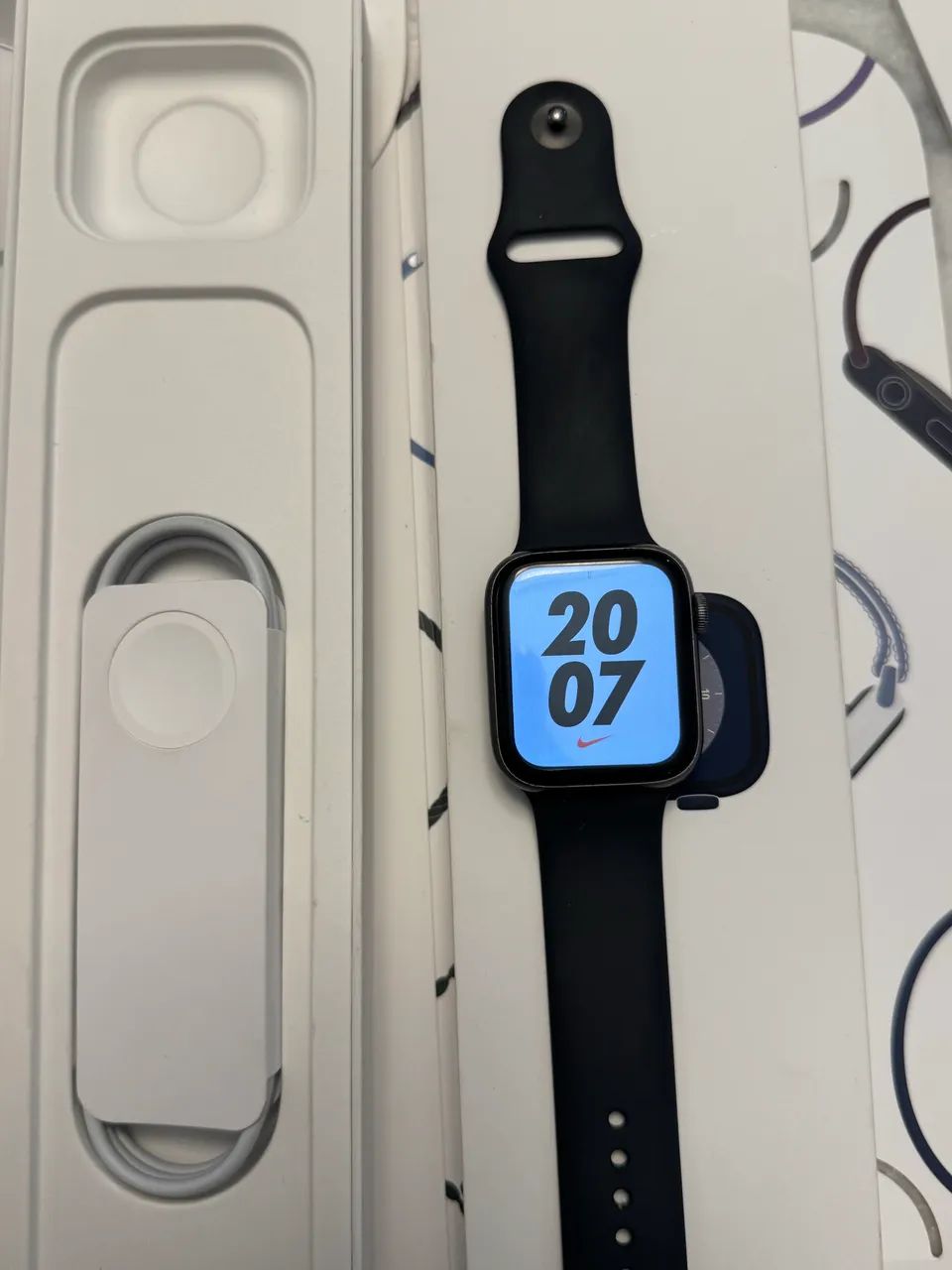 その他 APPLE WATCH5 NIKE 44 Apple Watch Nike Series 5 44mm ? - Acessórios Para Smartwatch
