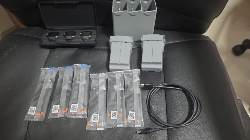 DJI Mini 5 Pro Fly More Combo Plus (Com Controle RC 2) - Conservação Impecável! - Foto 5