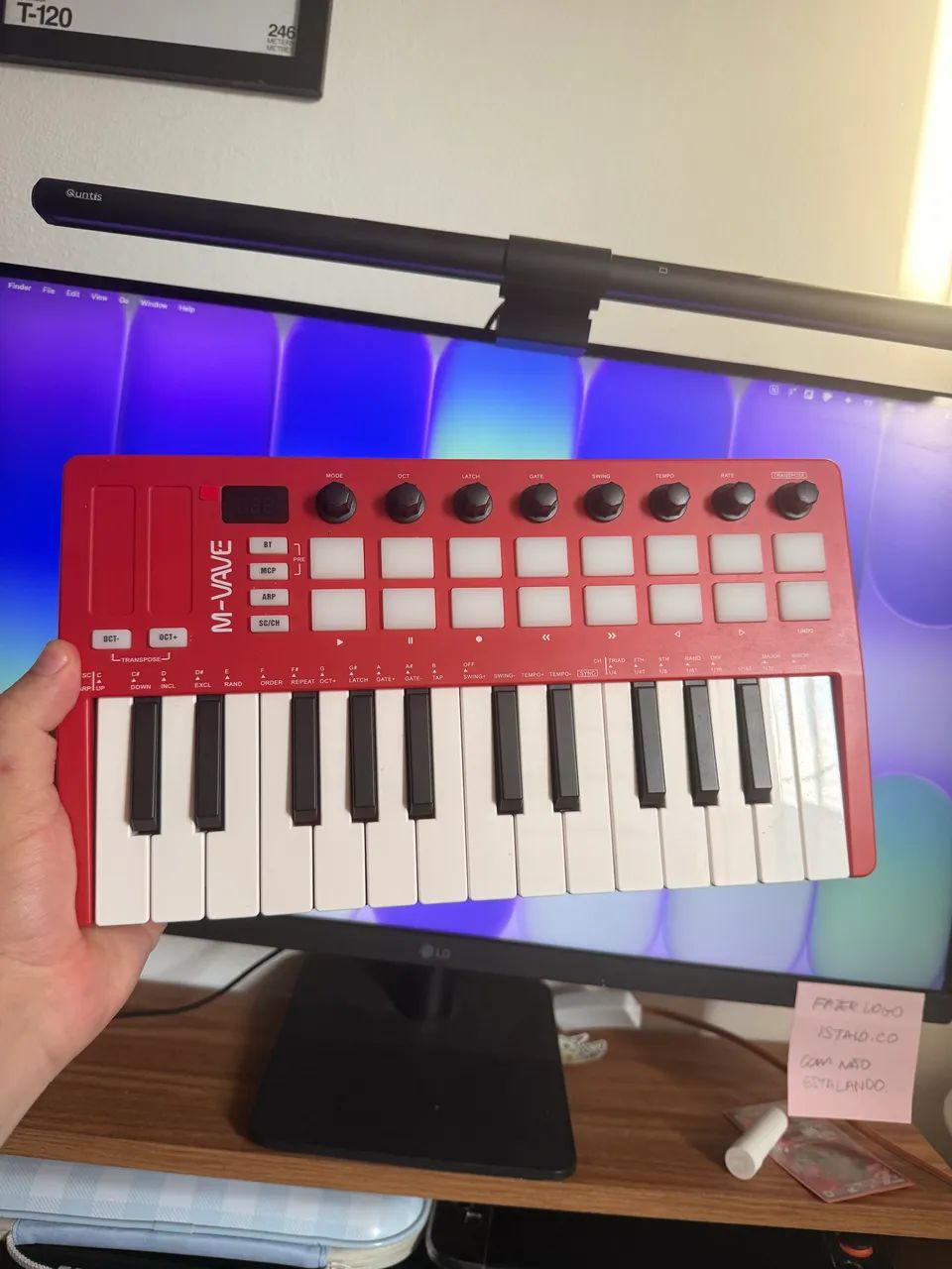 Controlador MIDI M-VAVE 25 teclas com 8 pads RGB, 8 knobs e Bluetooth - Foto 2