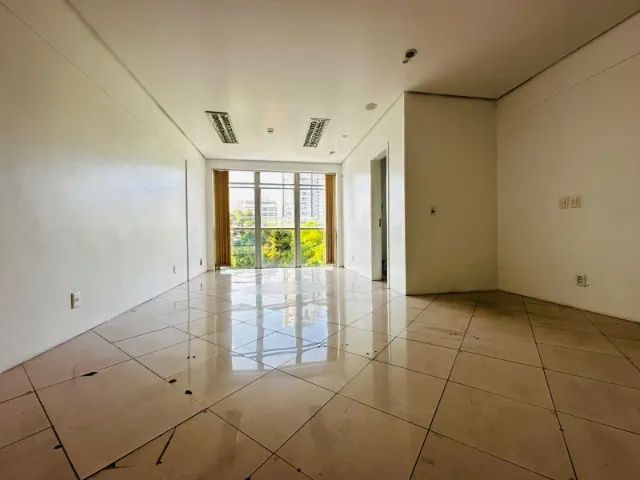 Sala Comercial - Passo Fundo - pego carro como parte do pagamento  - Foto 2
