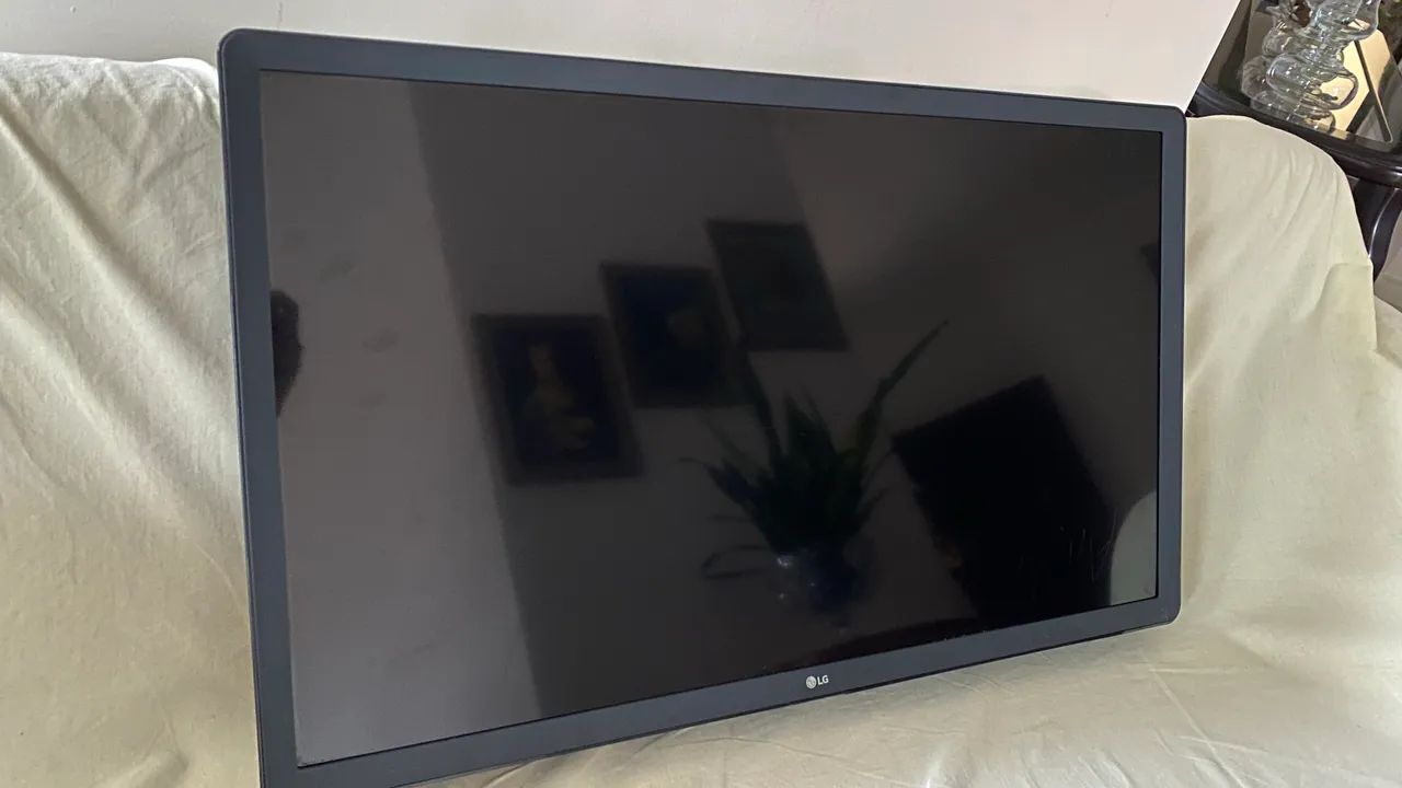 TV LG 32 para retirada de peças  - Foto 2