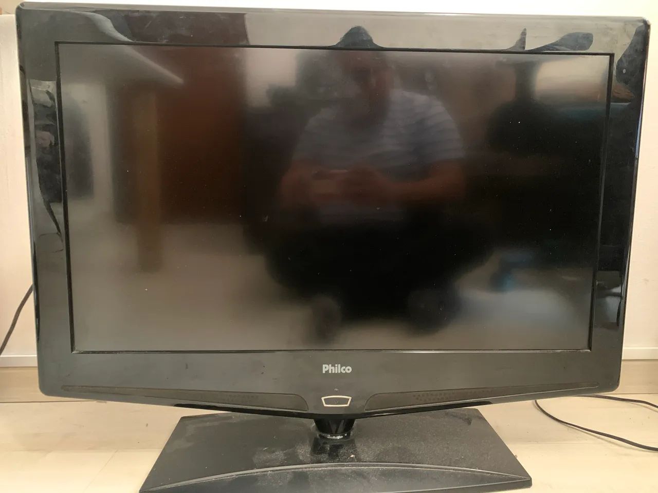 TV PHILCO 32 polegadas COM DEFEITO!!!