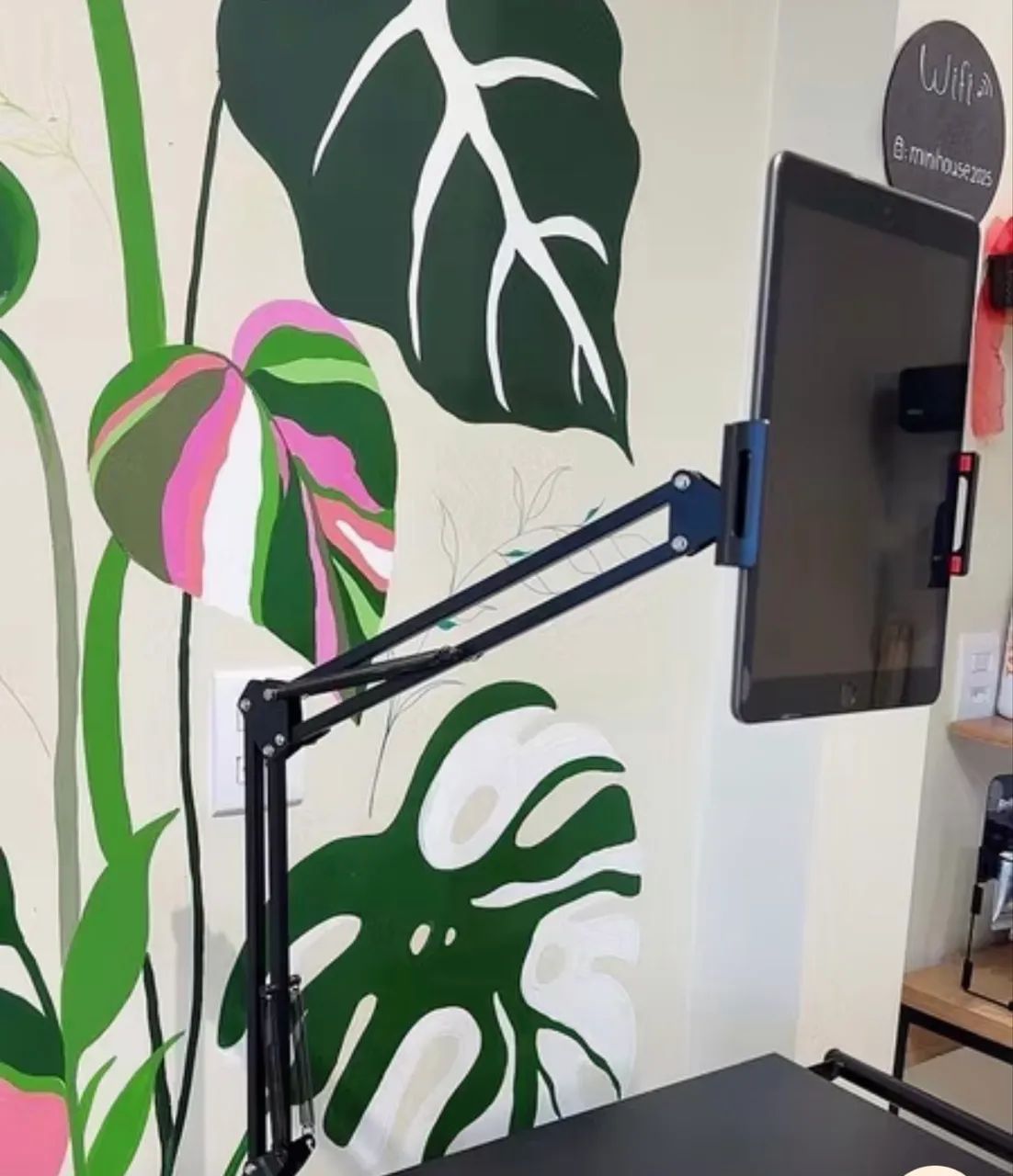 SUPORTE PARA TABLET E CELULAR DE MESA
