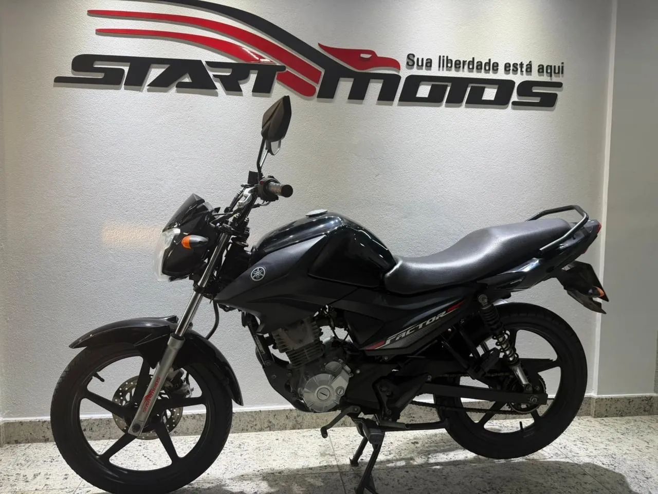 YAMAHA YBR125i FACTOR ED 2017 - Foto 3