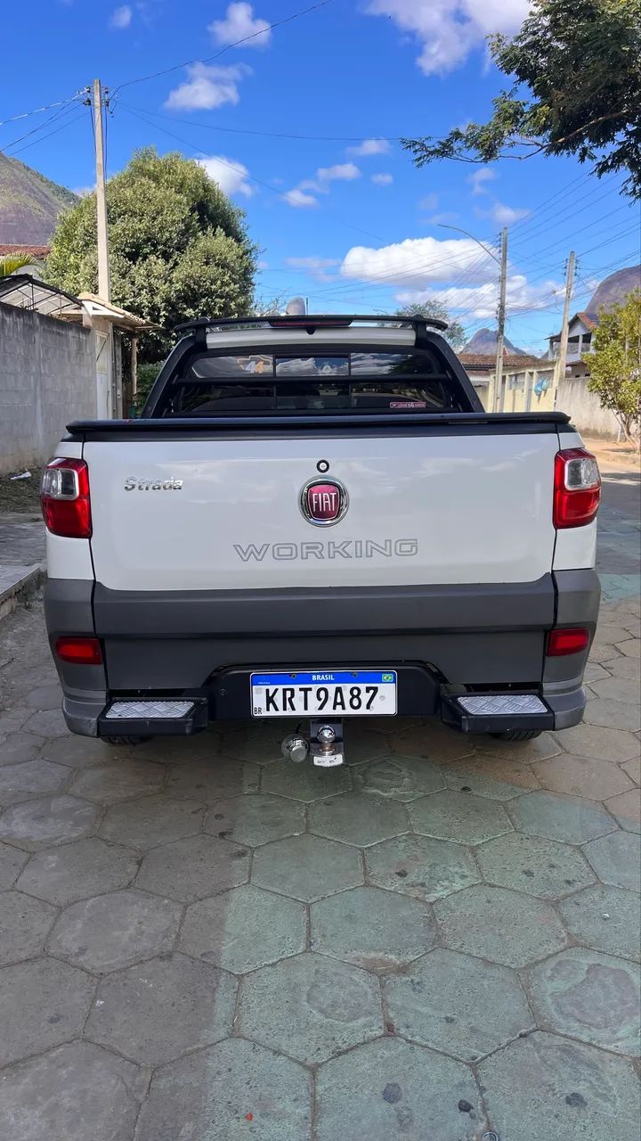 Fiat Strada Working Hard 1.4 Fire Flex 8V CE 2017 - Foto 2