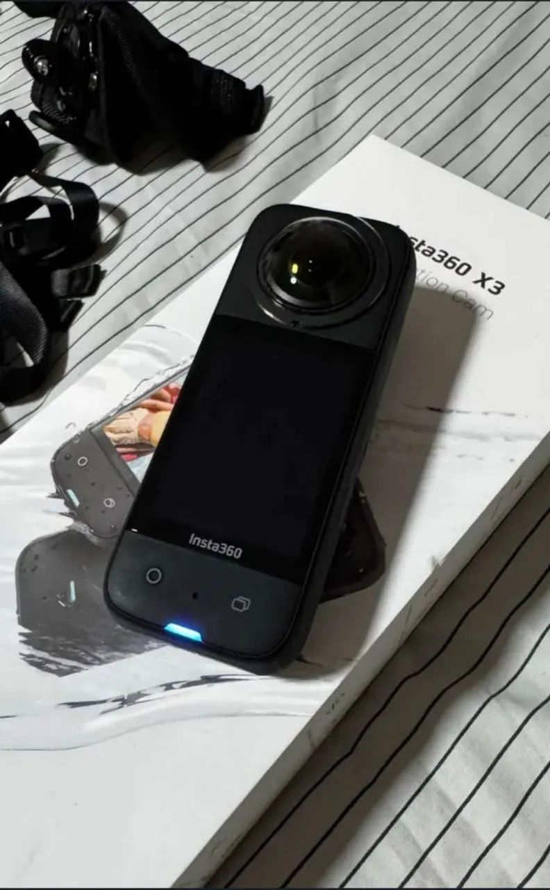 Câmera insta 360