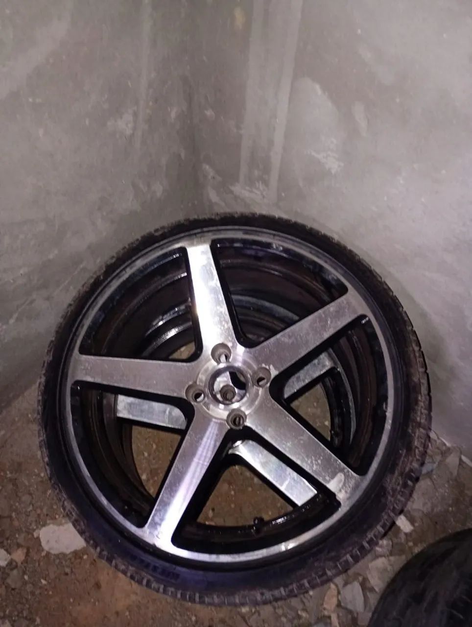 Rodas Aro 17 GT7 Rancing Cspec2 - Foto 2