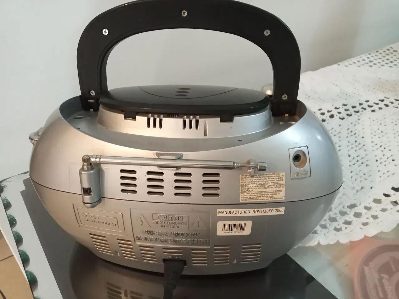 Rádio portátil AM/FM e CD funcionando  - Memorex - Foto 3