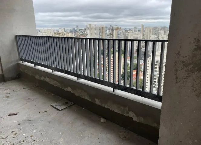 Guarda-Corpo e Grades de Proteção Sob Medida com Segurança