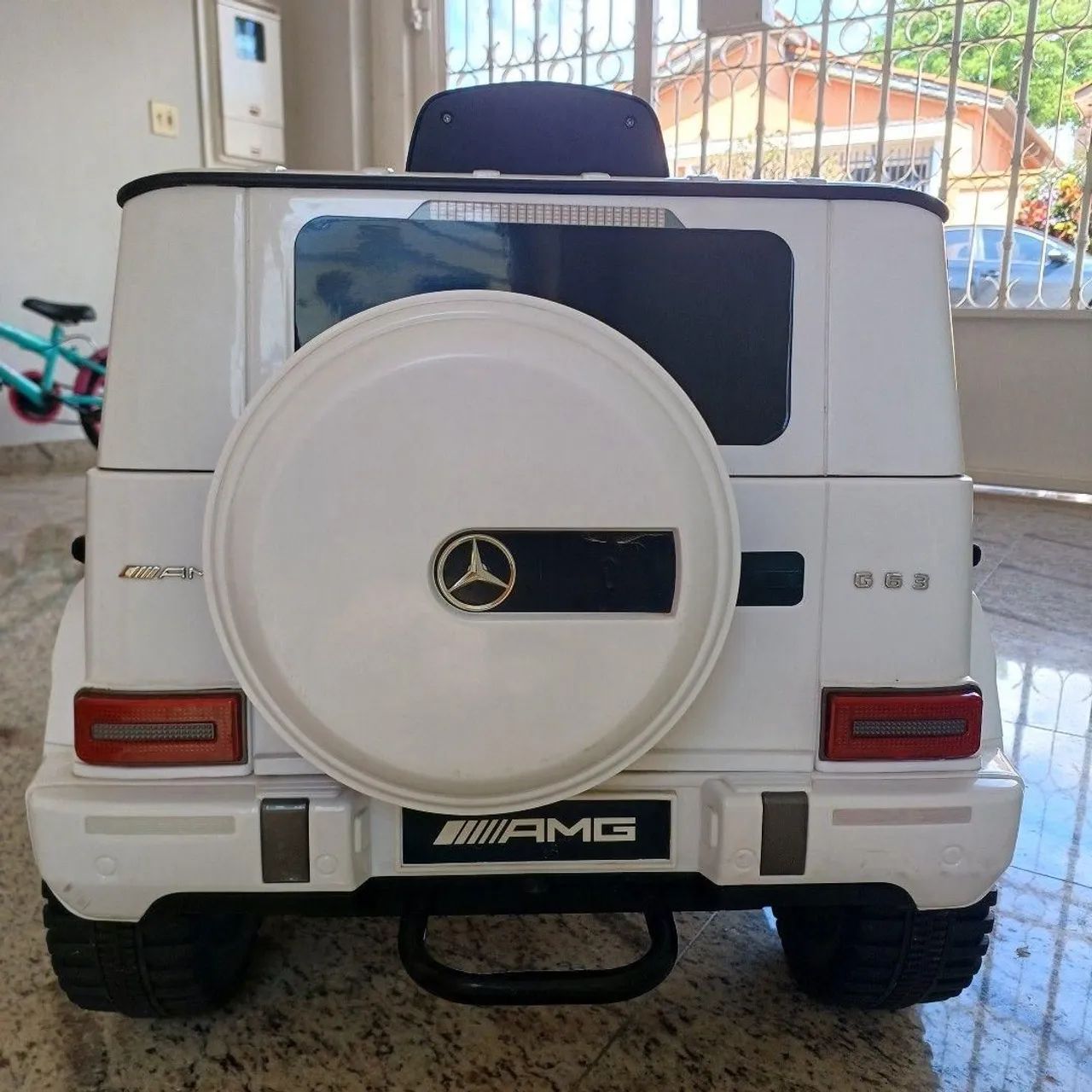 Mini carro elétrico Mercedes infantil  - Foto 4