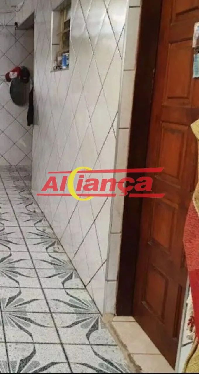 CASA TERREA CENTRO DE GUARULHOS PROX A PAULO FACCINI - Foto 3