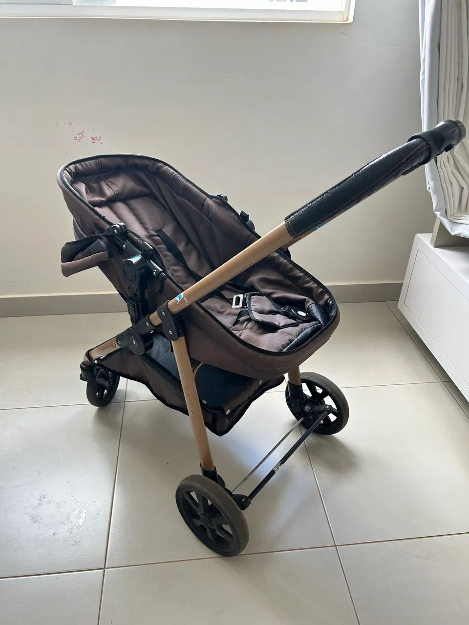 Carrinho de bebê + bebê conforto com a base - Foto 2