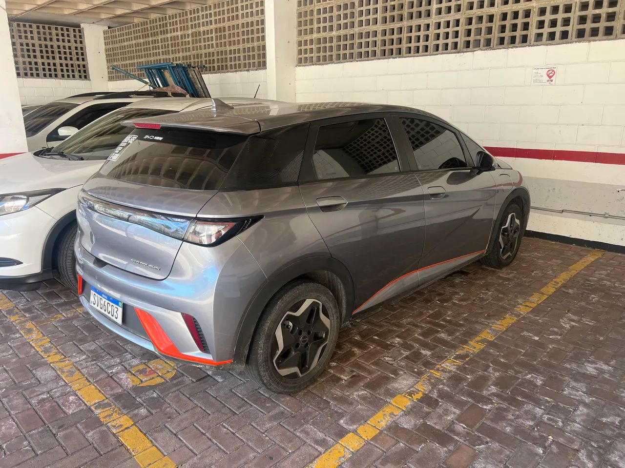 BYD Dolphin 2024
