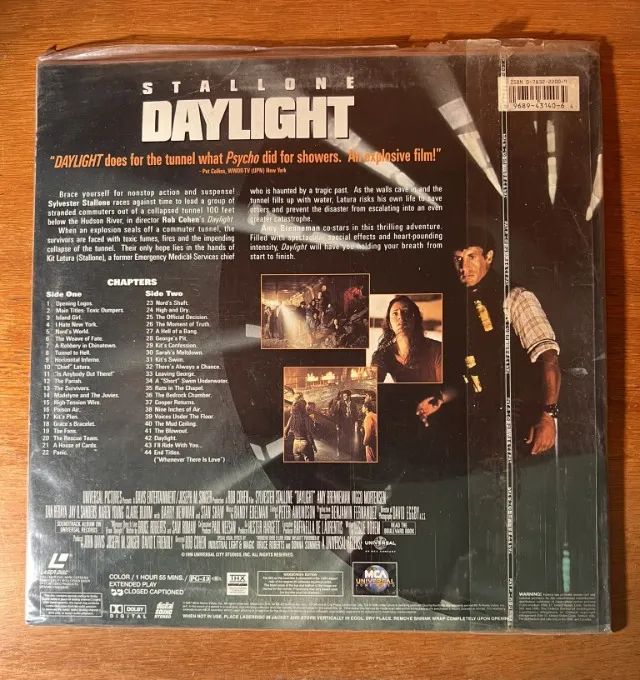 Laserdisc LD - Stallone Daylight  - EM ÓTIMO ESTADO AINDA NO PLÁSTICO - Foto 2