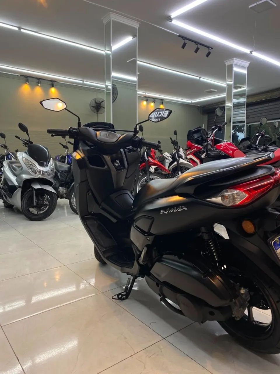 Yamaha Nmax 160 - Foto 2