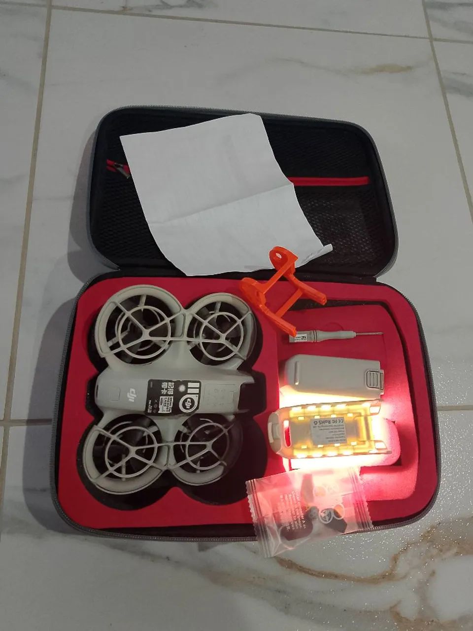Vendo drone Dji neo usado apenas 4 vezes 
