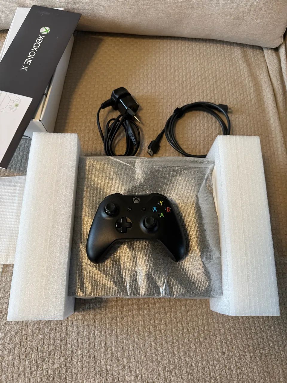 Xbox One X  - 4k Impecável  - Foto 3