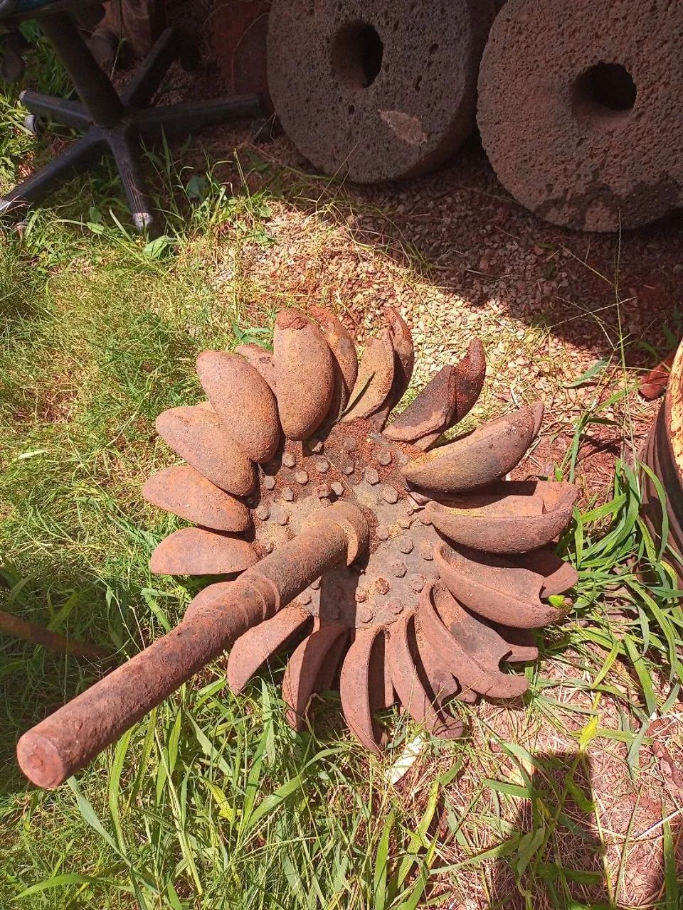RODAS DE FERRO ANTIGAS DE MOINHO