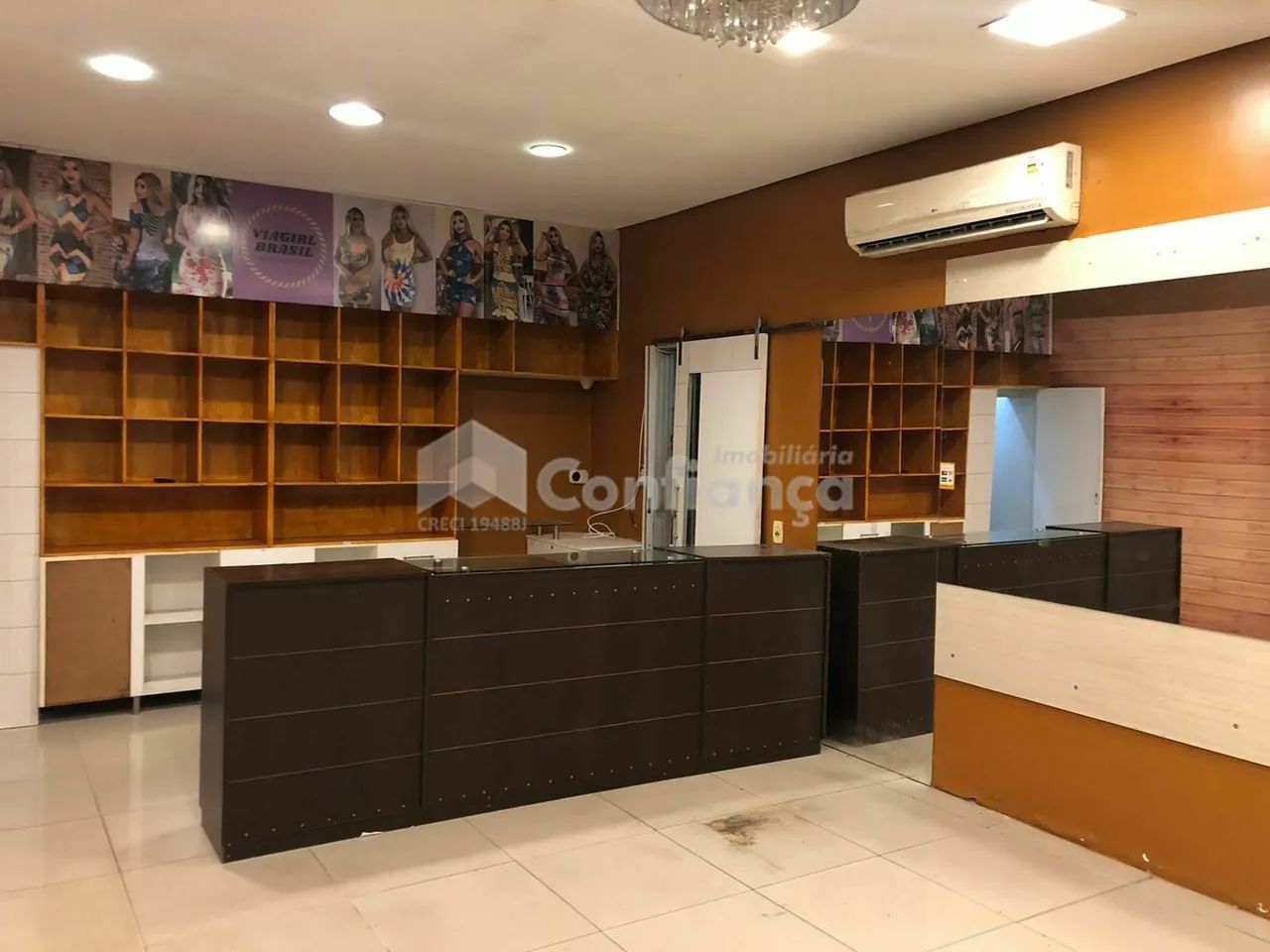 Prédio Comercial e Residencial à Venda no Jardim Guanabara em Fortaleza/CE