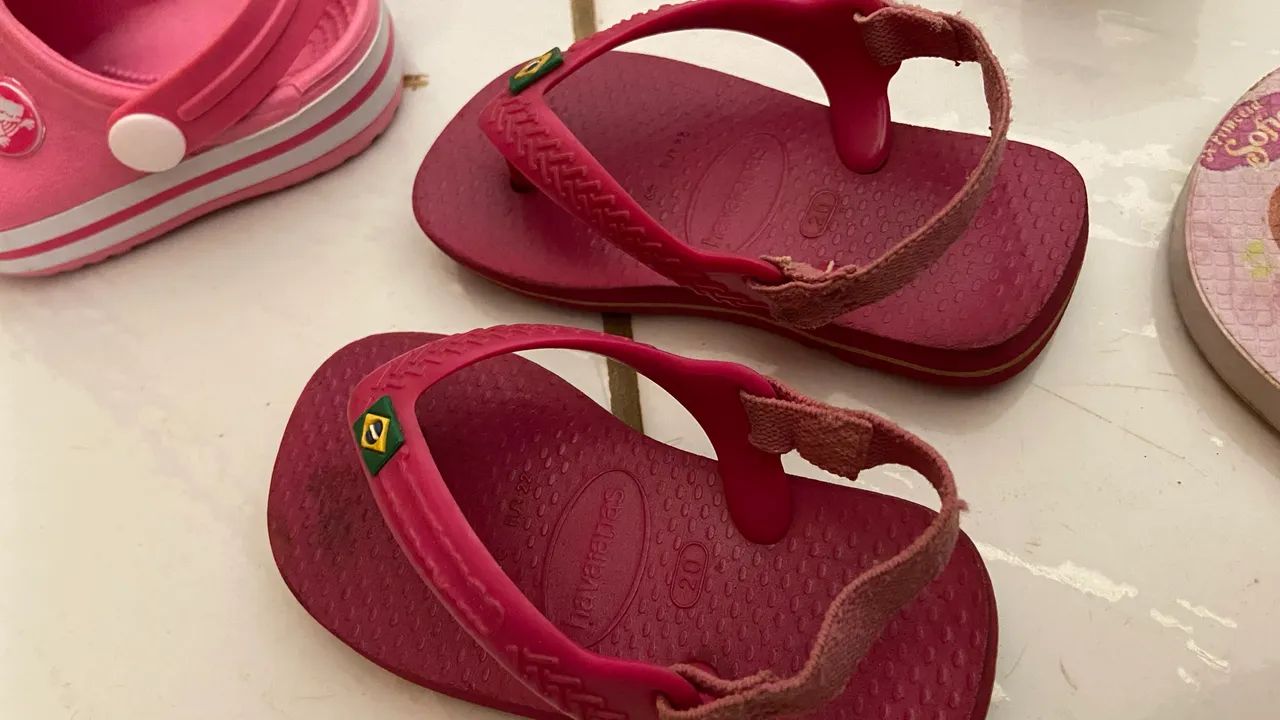 Vende - se chinelas infantis  - Foto 2