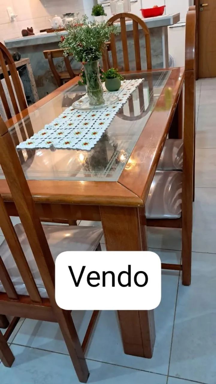 Mesa com 6 cadeiras 65570169307650125