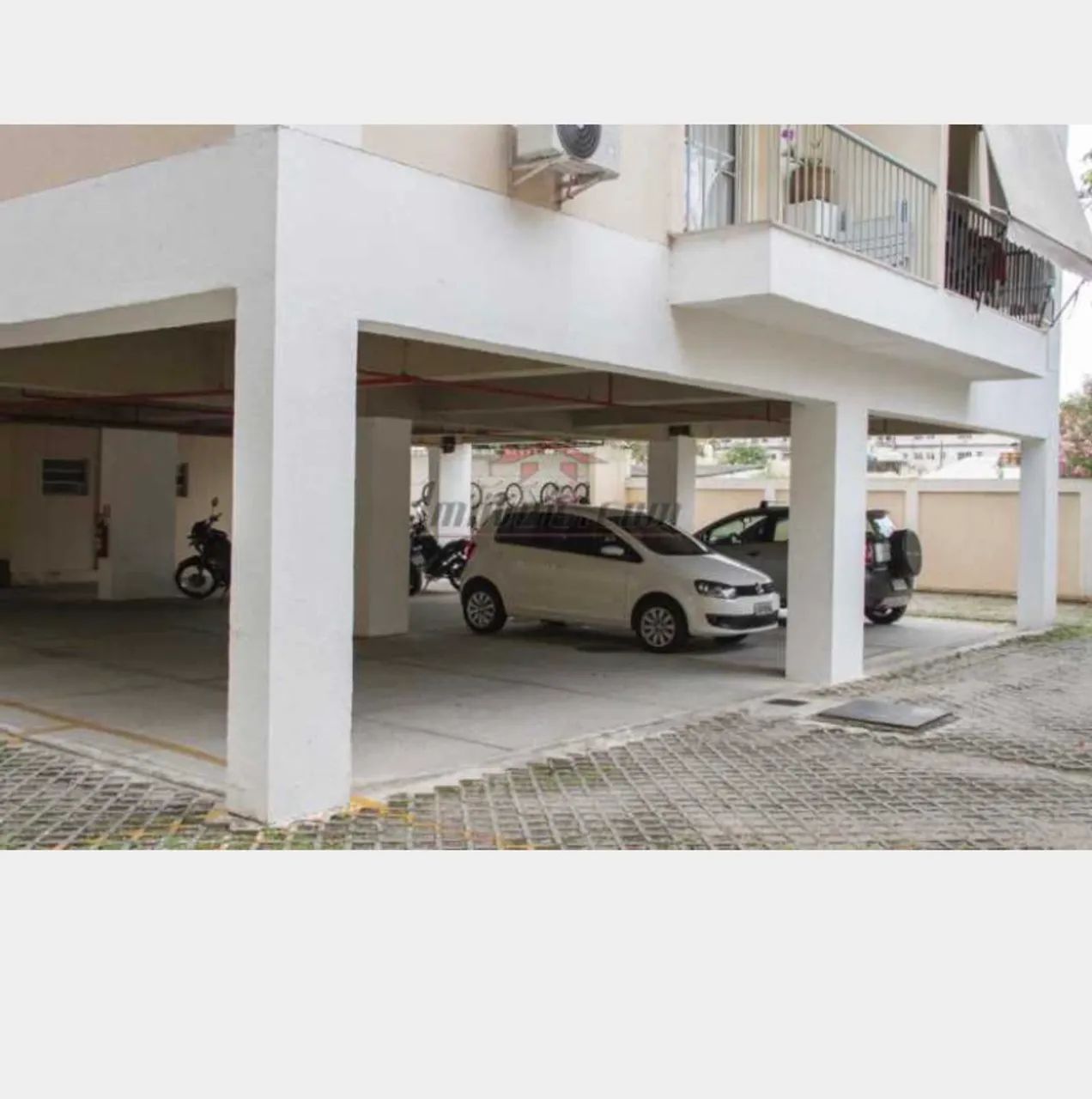 Alugo ótimo apartamento com piscina 