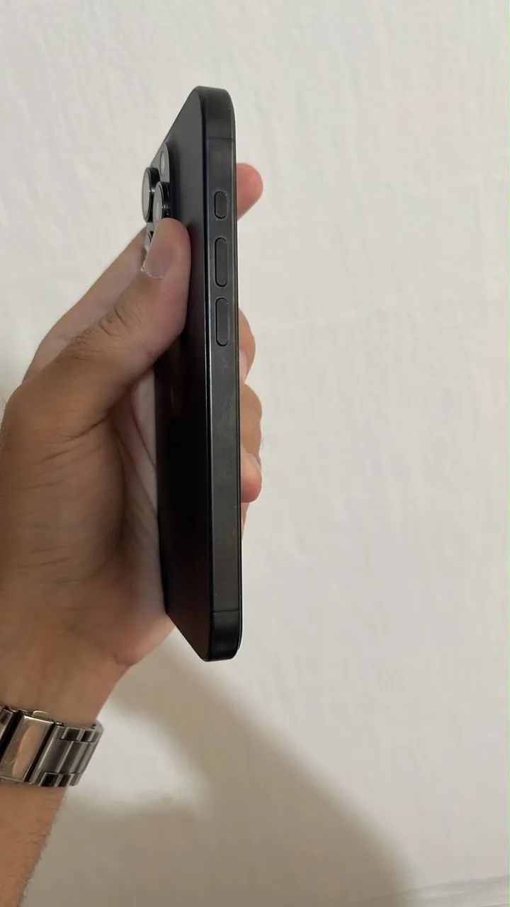 iPhone 15 Pro - 128GB - Foto 4