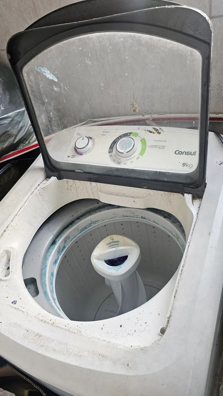 Maquina de lavar COM DEFEITO 