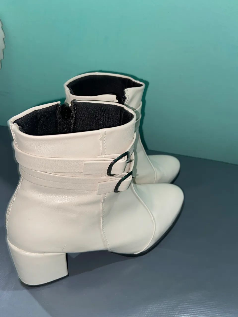 Bota Branca - Foto 3