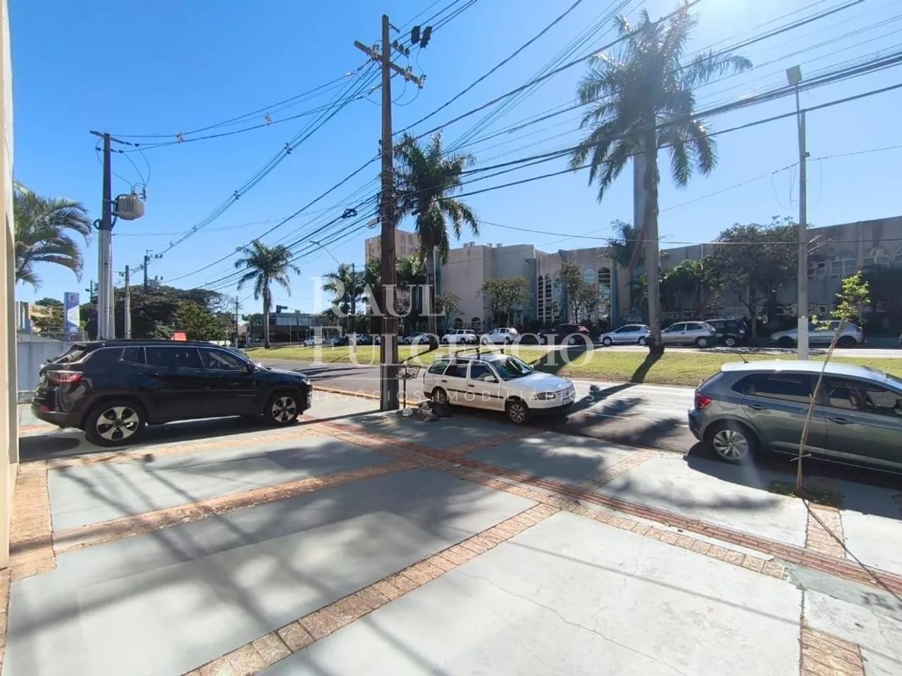 Casa comercial/loja para alugar na Avenida Juscelino Kubitscheck em Londrina - Foto 2