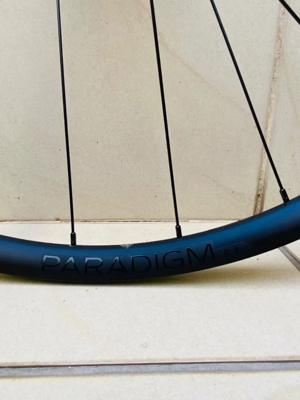 Roda Bontrager Paradigm SL Disco tubeless ready para  Bicicleta  - Foto 5