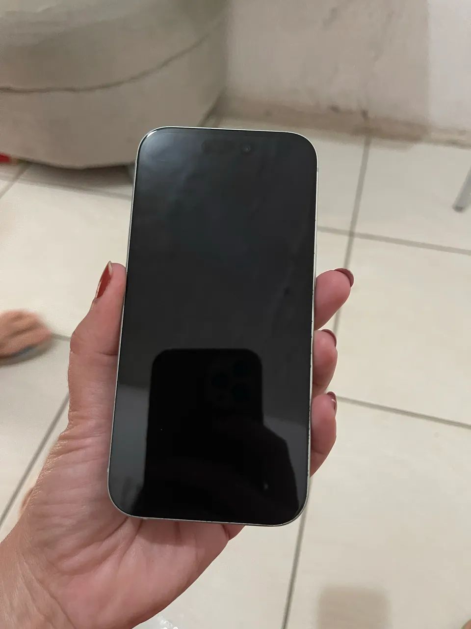 iPhone 15 - Verde -128g - Foto 3
