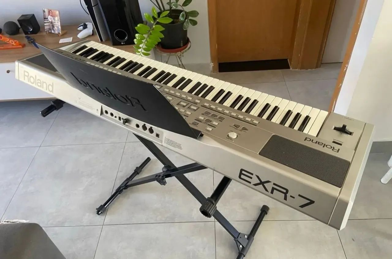 Roland EXR-7 - Instrumentos musicais - Aviação, São José dos