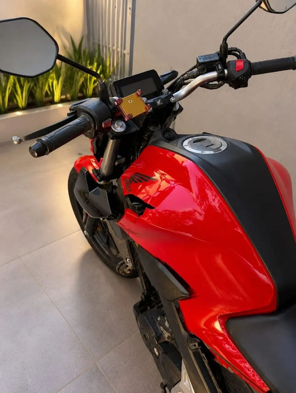  CB 300F Twister - Foto 4