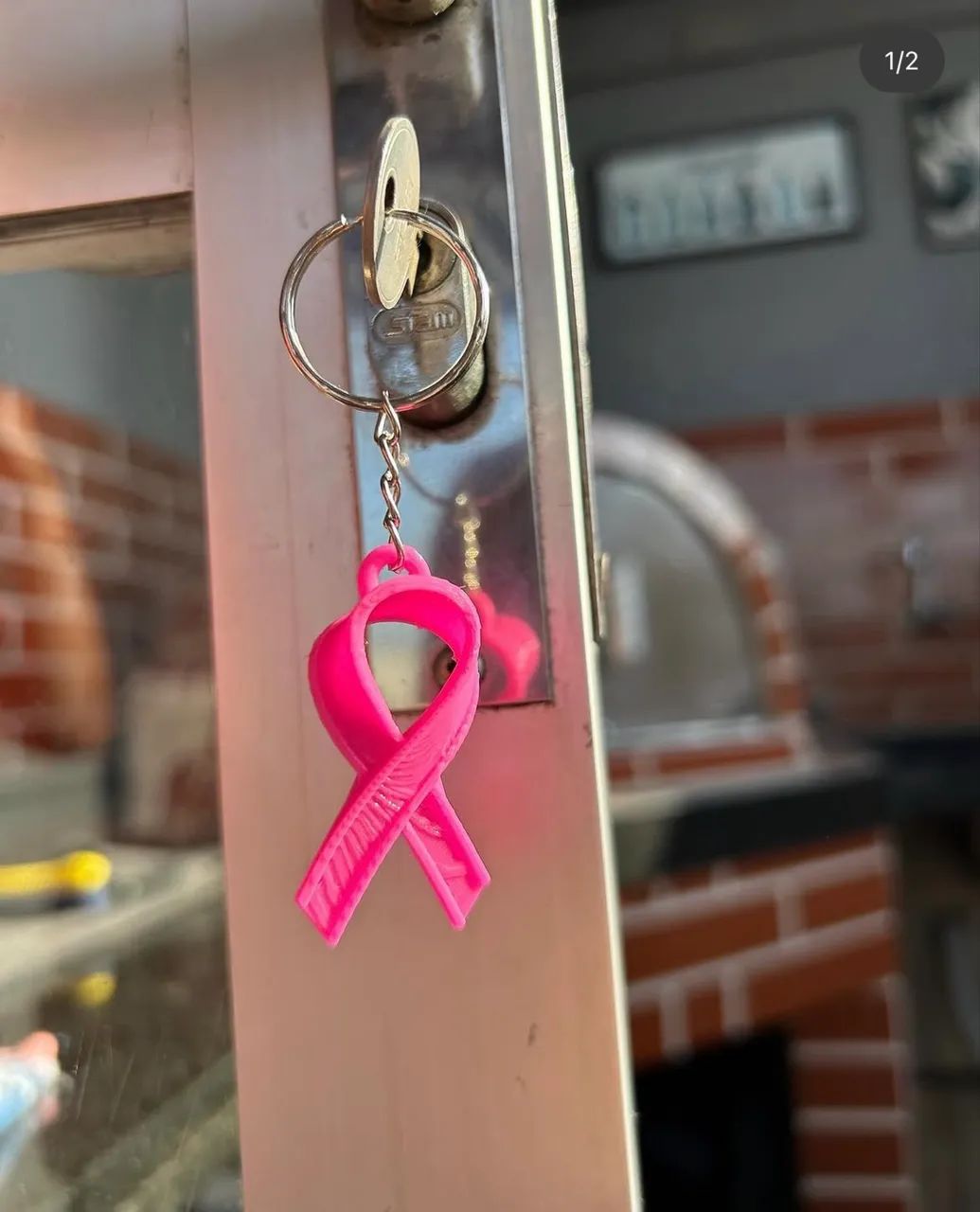 Botons e chaveiros  outubro Rosa - Foto 2