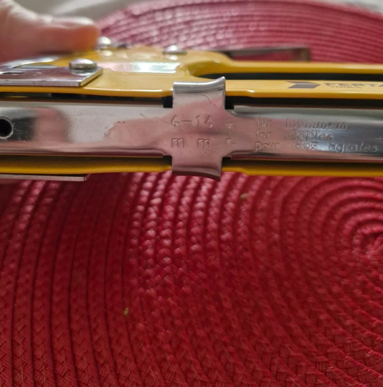 Grampeador Profissional  FERTAK Tools - Foto 2